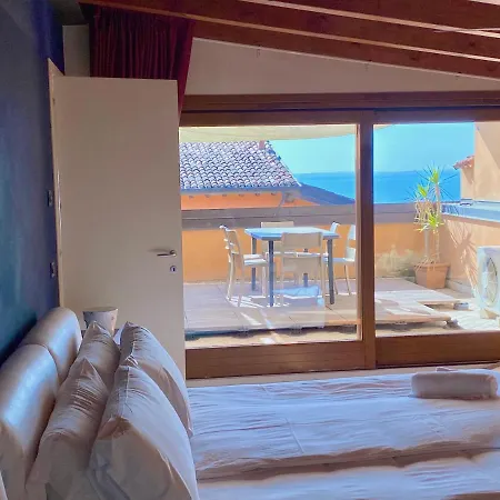 Lejlighedshotel Corte Ferrari -ciao Vacanze- Moniga del Garda