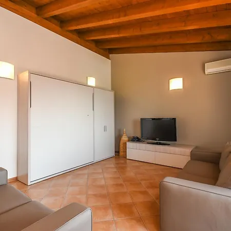 Lejlighedshotel Corte Ferrari -ciao Vacanze- *